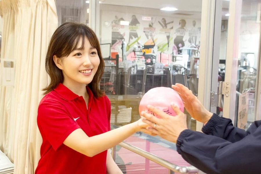 スポーツクラブ